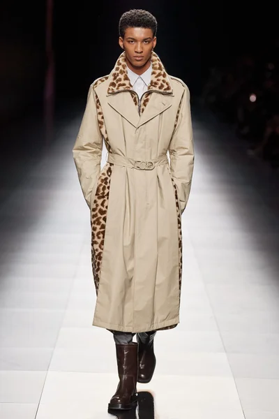 Look 21